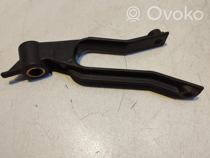 Opel Astra H Staffa di montaggio del radiatore 17162131