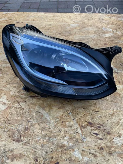 Mercedes-Benz SLC R172 Lampy przednie / Komplet 1729061401