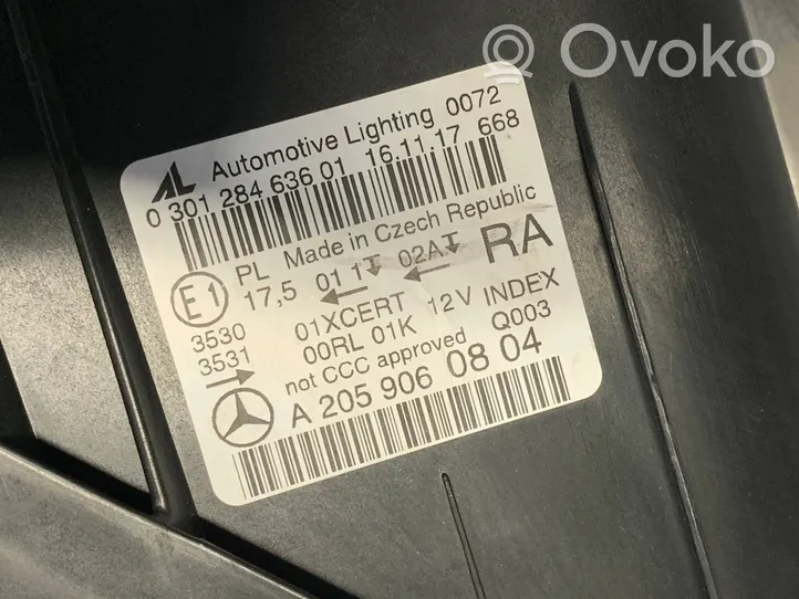 Mercedes-Benz C W205 Priekinių žibintų komplektas A2059060704