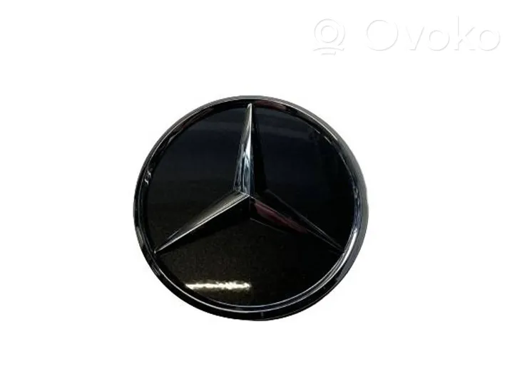 Mercedes-Benz C W205 Emblemat / Znaczek tylny / Litery modelu A2058100018