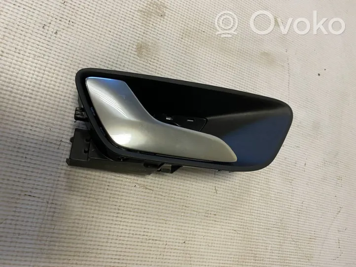 Ford Fiesta Poignée inférieure de porte avant H1BB-A22601-BFW