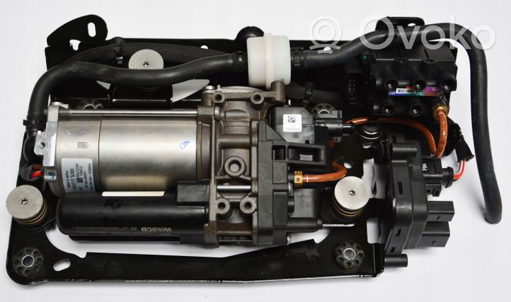 Audi A8 S8 D5 Compressore/pompa sospensioni pneumatiche 4N0616005C