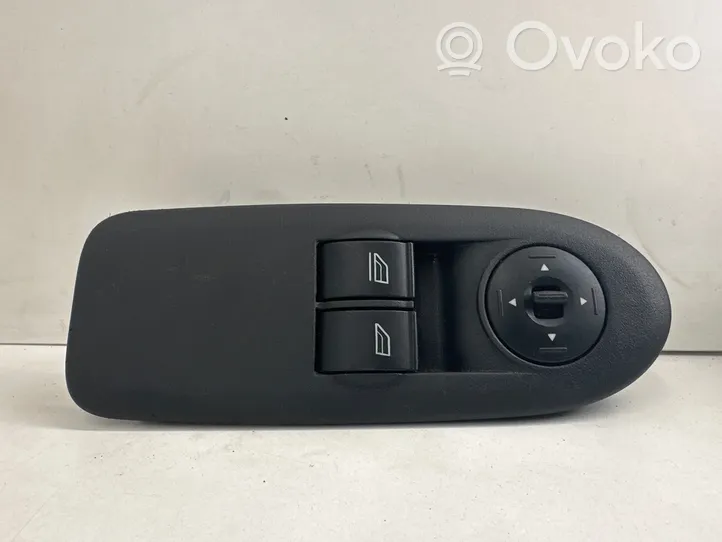 Ford C-MAX I Electric window control switch 03168080