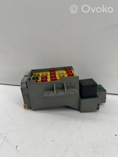 Chrysler PT Cruiser Fuse module P04671458AD