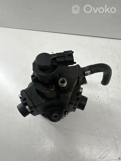 Saab 9-3 Ver2 Pompe d'injection de carburant à haute pression 0055193731