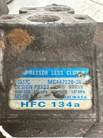 Chrysler PT Cruiser Ilmastointilaitteen kompressorin pumppu (A/C) 05278558AA