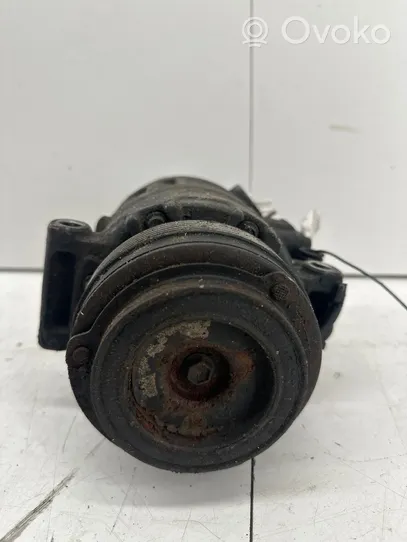 BMW 5 E39 Air conditioning (A/C) compressor (pump) 