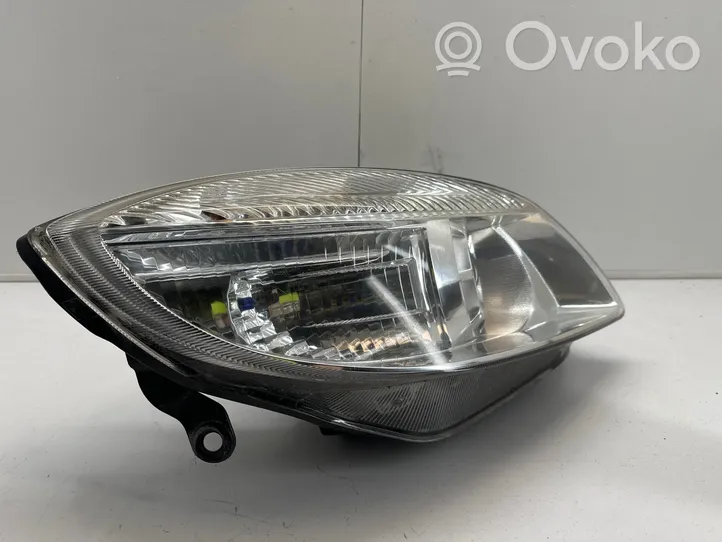 Skoda Fabia Mk2 (5J) Lampa przednia 6651114