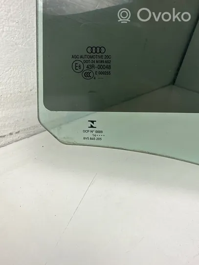 Audi A3 S3 8V Vitre de fenêtre porte arrière 8v5845205