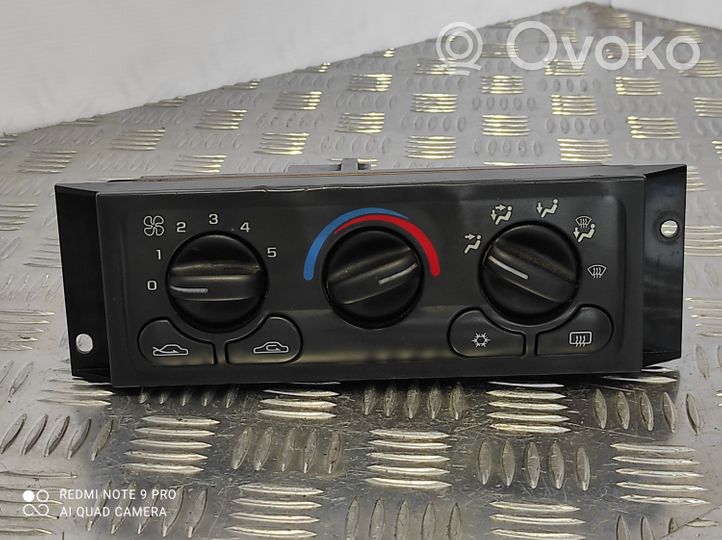 Opel Sintra Oro kondicionieriaus/ klimato/ pečiuko valdymo blokas (salone) 09364259