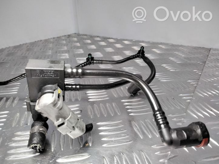 Volvo S40, V40 Fuel return line/hose 