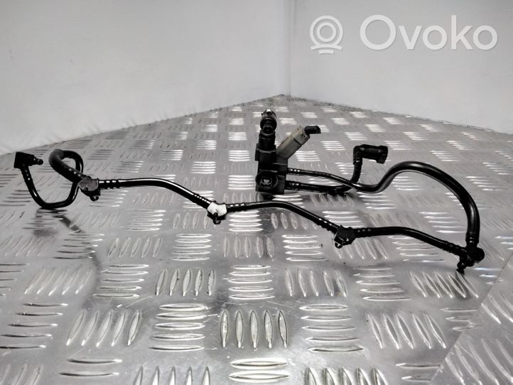 Volvo S40, V40 Fuel return line/hose 