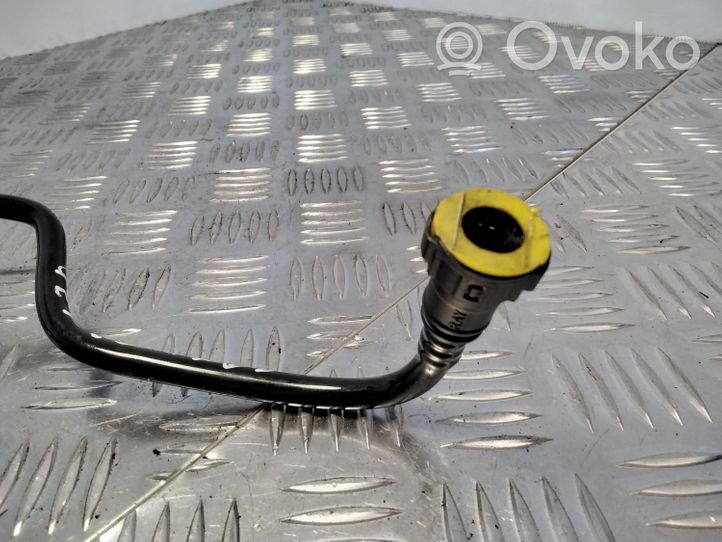 Opel Astra H Brake booster pipe/hose 733189