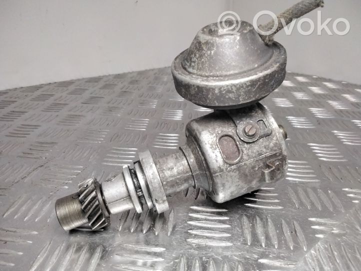 Audi 80 90 B2 Spark distributor 0231176070