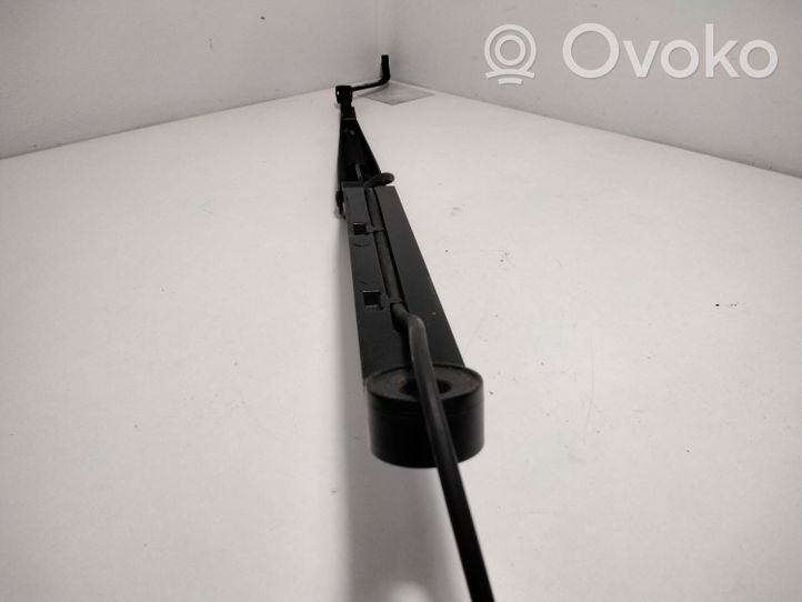 Opel Sintra Front wiper blade arm 89813564