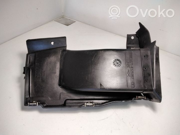 BMW 7 E38 Oro paėmimo kanalo detalė (-ės) 51718163835