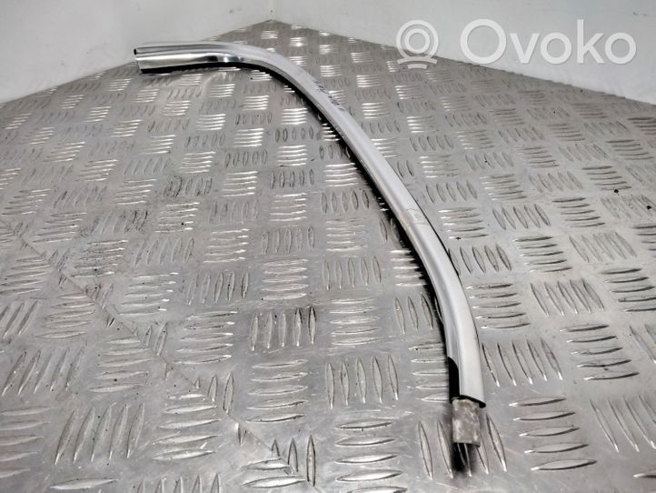 BMW 5 E34 Rivestimento vetro lato posteriore 19441329