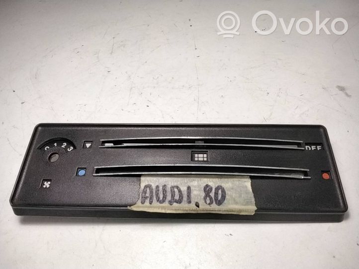 Audi 80 90 B2 Moldura del climatizador/control de calefacción 321919395