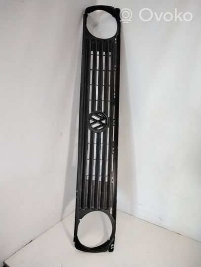 Volkswagen Golf II Front bumper upper radiator grill 07014