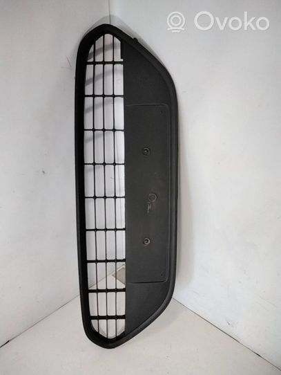 Ford Focus Grille inférieure de pare-chocs avant 8M5117B968A