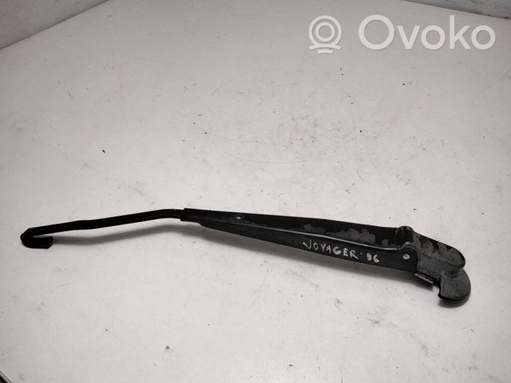 Chrysler Voyager Rear wiper blade arm 4673037A