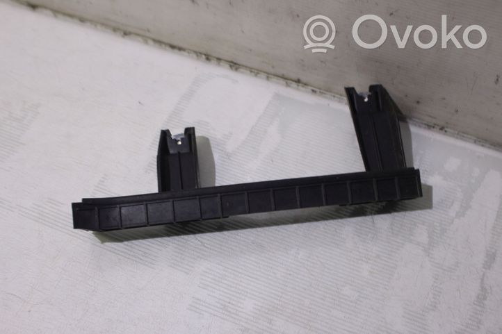 Fiat Panda III Rail de pare-brise de porte arrière 51842943