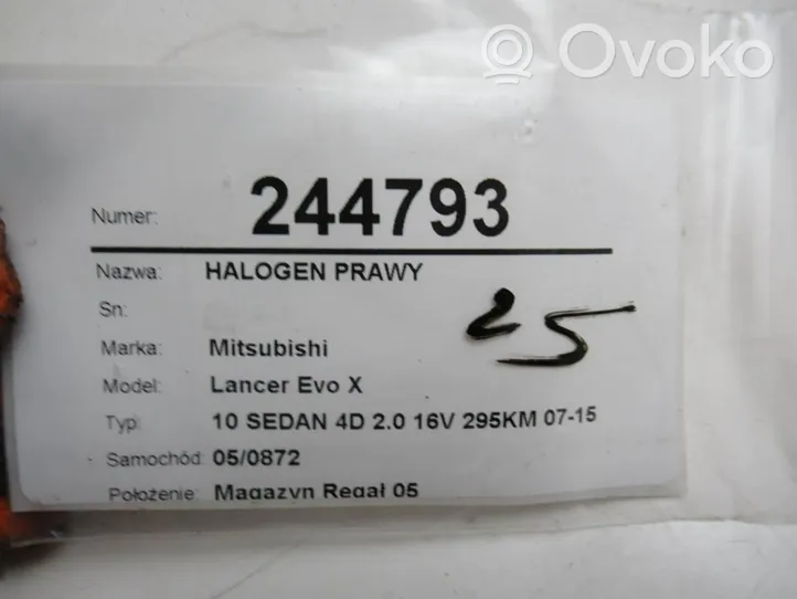 Mitsubishi Lancer VIII Światło przeciwmgłowe przednie 