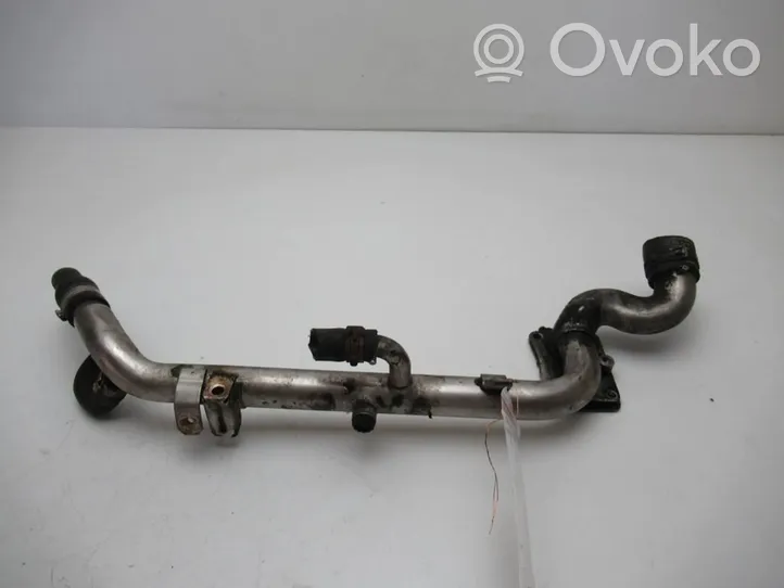 Opel Vectra C Tubo flessibile del liquido di raffreddamento del motore 55189029