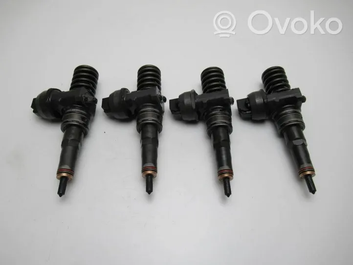 Volkswagen Golf V Set di iniettori 0414720215