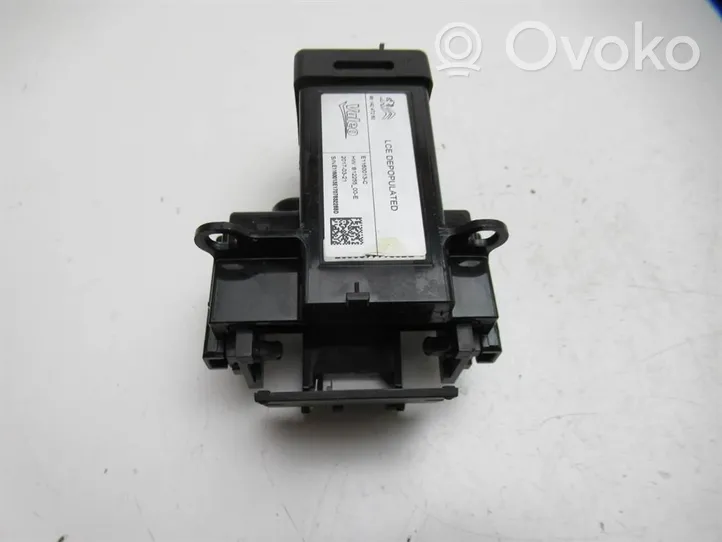 Citroen C4 Grand Picasso Verrouillage de commutateur d'allumage 9814247280