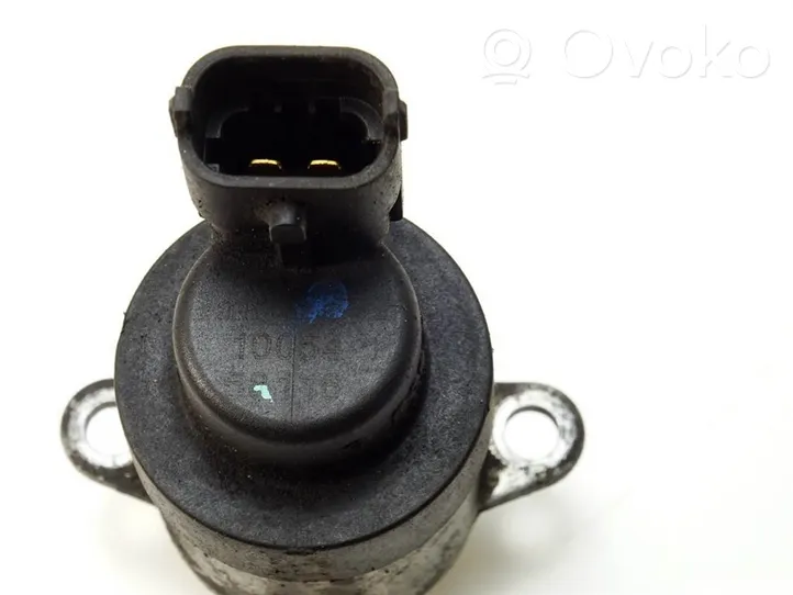 Renault Megane II Regulator ciśnienia paliwa 0928400502