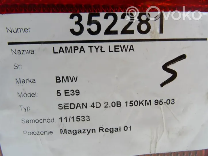 BMW 5 E39 Задний фонарь в кузове 