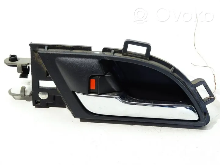 Honda CR-V Rear door interior handle 