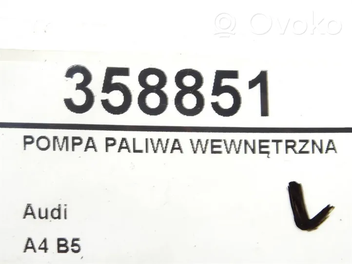 Audi A4 S4 B5 8D Pompa paliwa w zbiorniku 