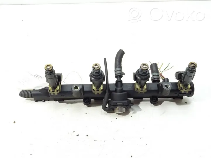 Volkswagen Polo III 6N 6N2 6NF Kraftstoffverteiler Einspritzleiste Verteilerrohr 0280155919