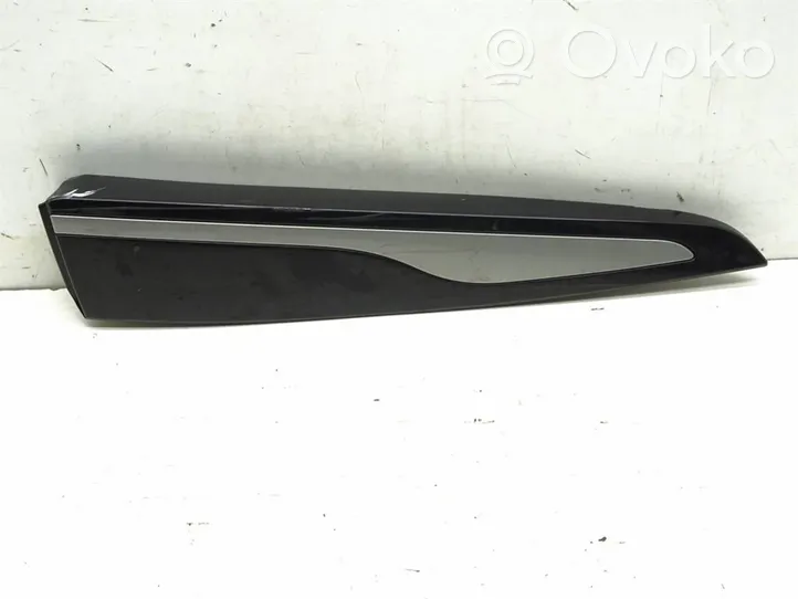 Renault Clio IV Rivestimento portiera posteriore (modanatura) 