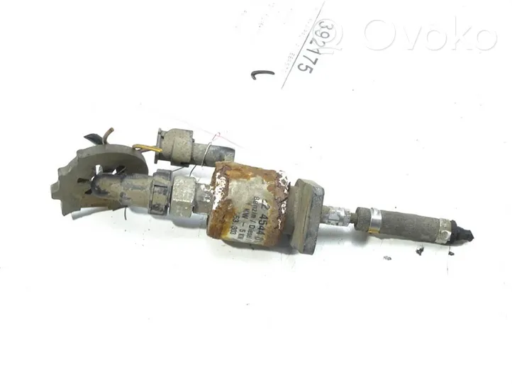 Volkswagen Touareg II Pompe de circulation d'eau, chauffage auxiliaire Webasto 22454401