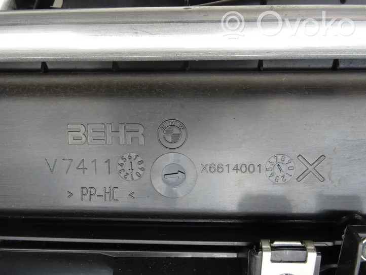 BMW 7 F01 F02 F03 F04 Pečiuko radiatorius 