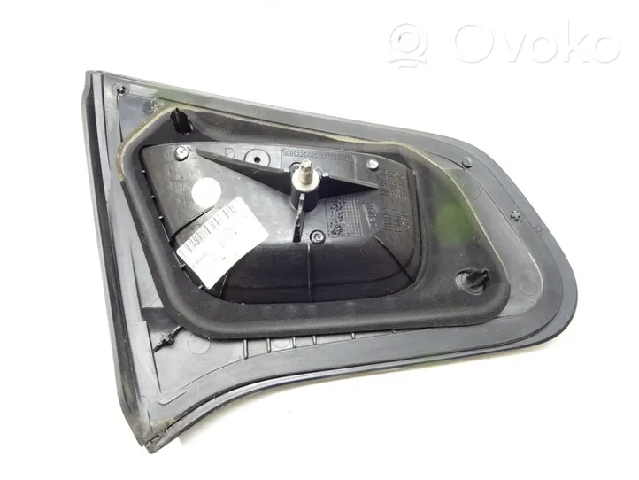 Citroen C3 Lampa tylna 9803934280