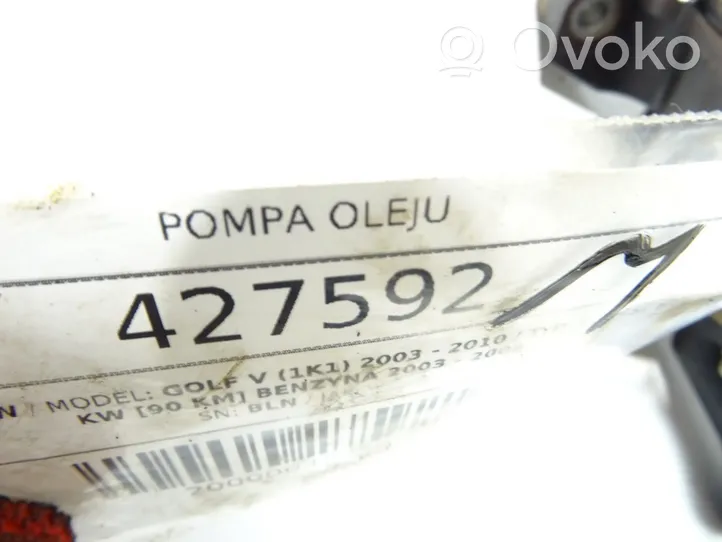 Volkswagen Golf V Pompa olejowa 03C115105H