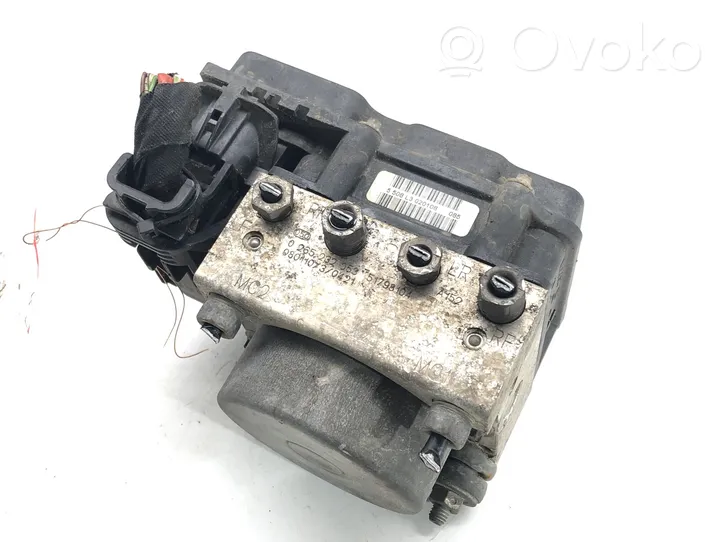 Fiat Grande Punto ABS-pumppu 0265232053