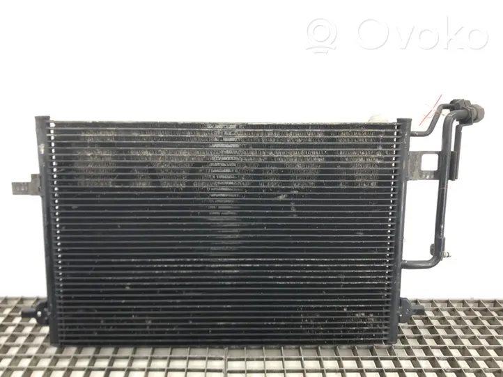 Audi A6 Allroad C5 Radiateur de refroidissement 