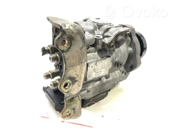 Nissan Almera N16 Pompe d'injection de carburant à haute pression 0470504012