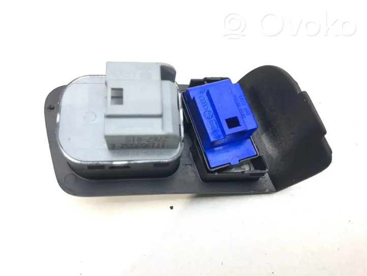 Volkswagen Touran I Wing mirror switch 1T1959552E