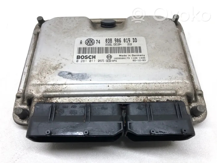 Volkswagen Bora Unité de commande, module ECU de moteur 038906019DD