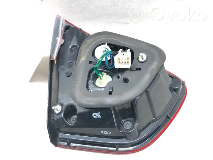 KIA Rio Lampa tylna 92404-1W2