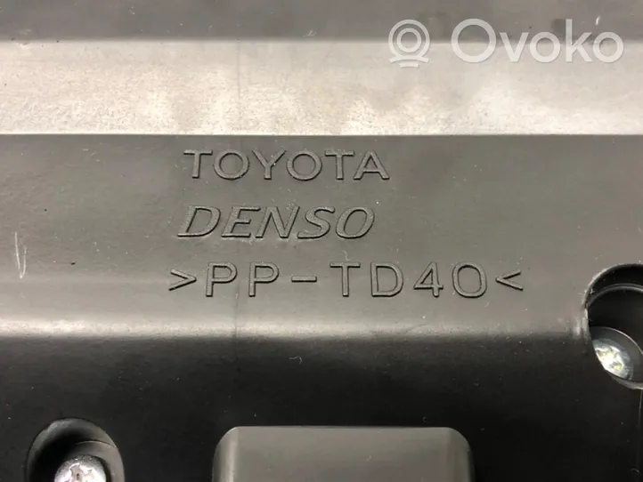 Toyota Avensis T250 Speedometer (instrument cluster) 83800-05C00-C
