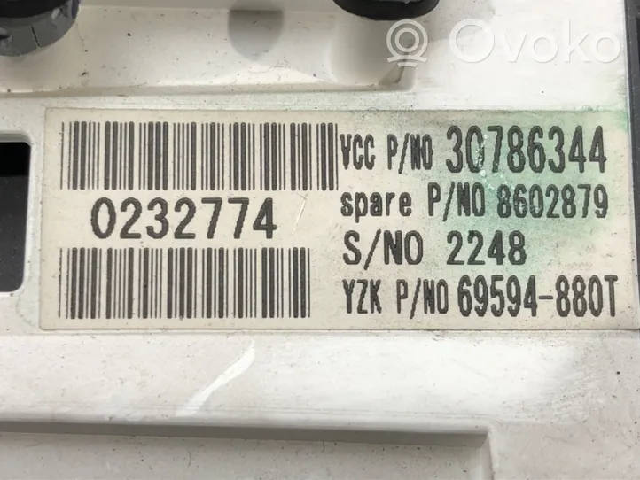 Volvo C30 Compteur de vitesse tableau de bord 30710071