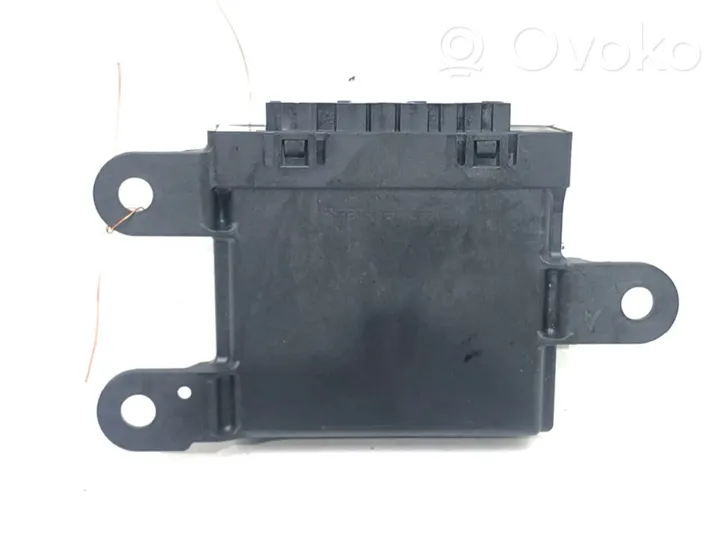 Opel Astra J Parking PDC control unit/module 84136797