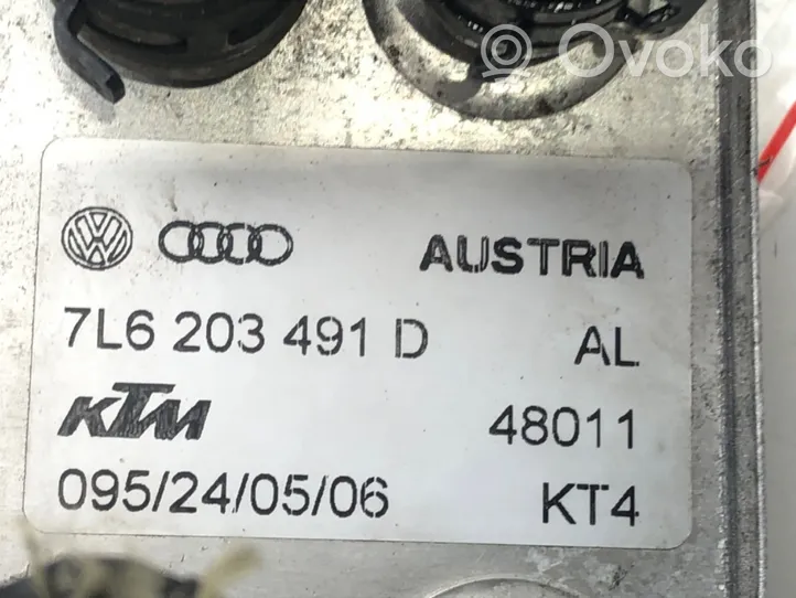 Audi Q7 4L Moottoriöljyn jäähdytinlaite 7L6203491D